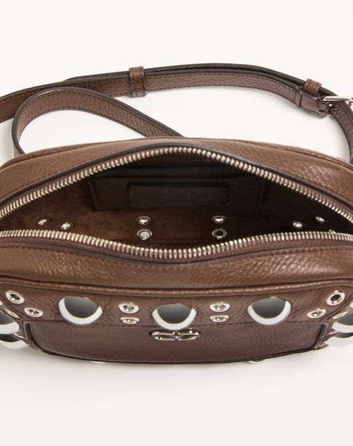 Valentino Garavani - Valentino Garavani Nellcôte Crossbody Bag In Grainy Calfskin - Brown - Woman - Shoulder Bags