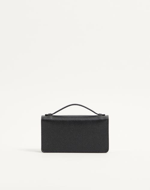 Valentino Garavani - Vlogo Signature Grainy Calfskin Wallet With Chain - Black - Woman - Clutches