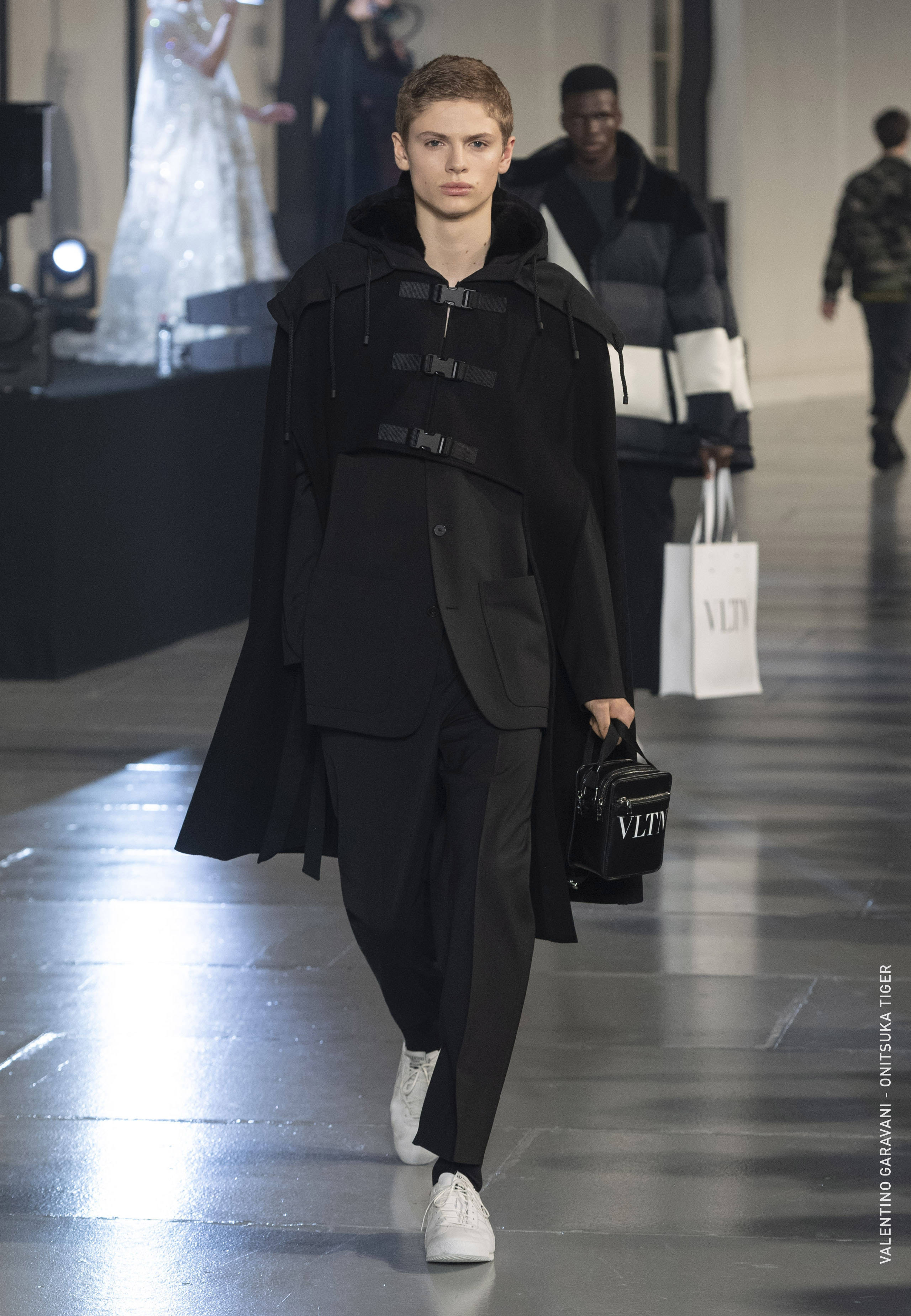 Valentino - Fall/Winter 2020-21 Men's Collection - Look 29