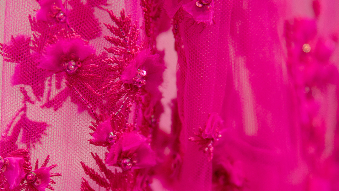 Valentino Pink PP – Uplifted Through Music| Valentino