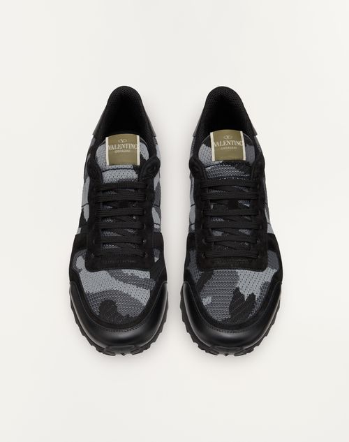 Valentino Garavani - Mesh Fabric Camouflage Rockrunner Sneaker - Anthracite/black - Man - Sneakers