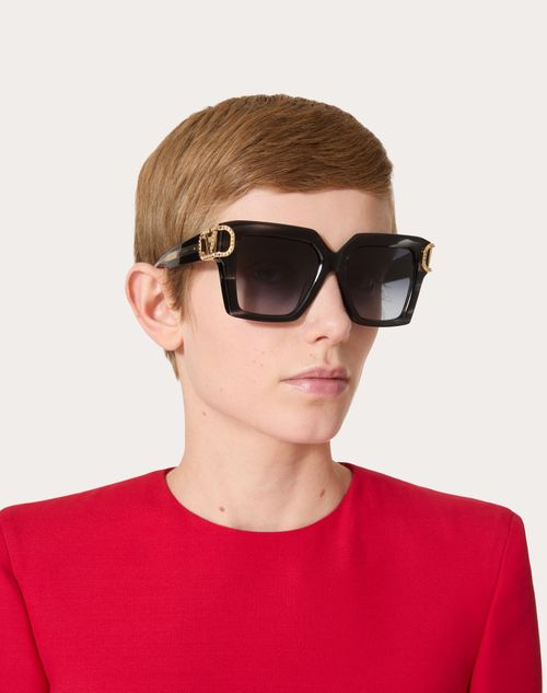 Gucci square hotsell acetate sunglasses black