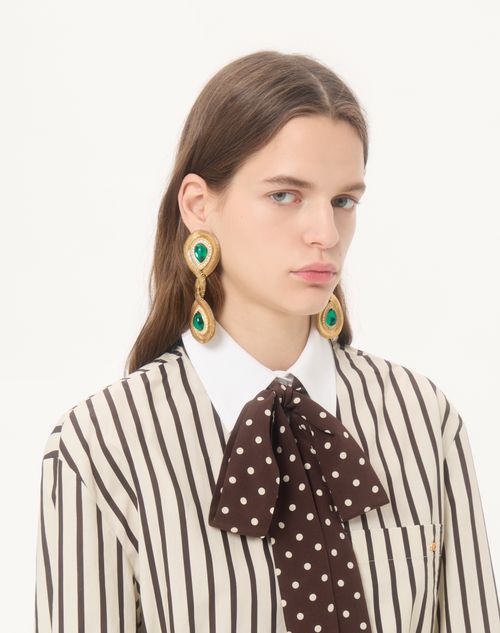 Valentino Garavani - Pas Plus Earrings In Metal, Resin And Swarovski® Crystals - Gold/emerald - Woman - Fashion Jewelry