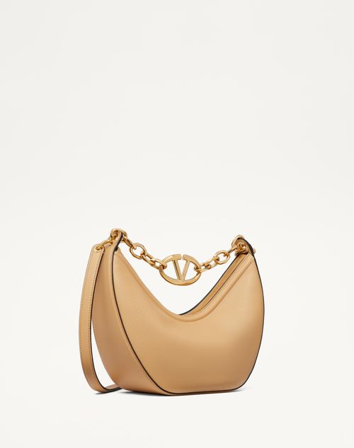 Valentino Garavani - Small Vlogo Moon Hobo Bag In Grainy Calfskin With Chain
 - Cappuccino - Woman - Shelf - W Bags - Vlogo Moon