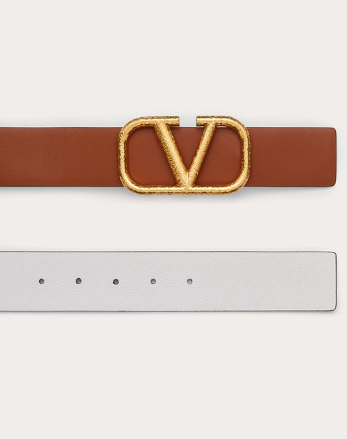 Valentino Garavani - Reversible Vlogo Signature Belt In Grainy Calfskin 40mm - Saddle/white - Woman - Belts