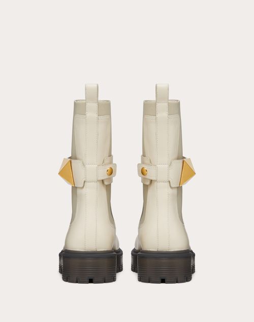 White hotsell valentino boots