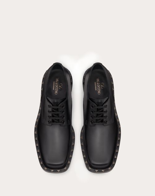 Valentino Garavani - Derby Rockstud M-way In Calfskin - Black - Man - Man View All