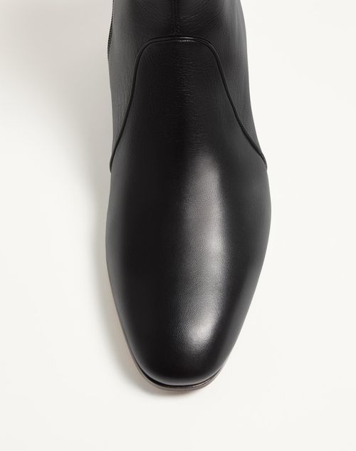  - Black