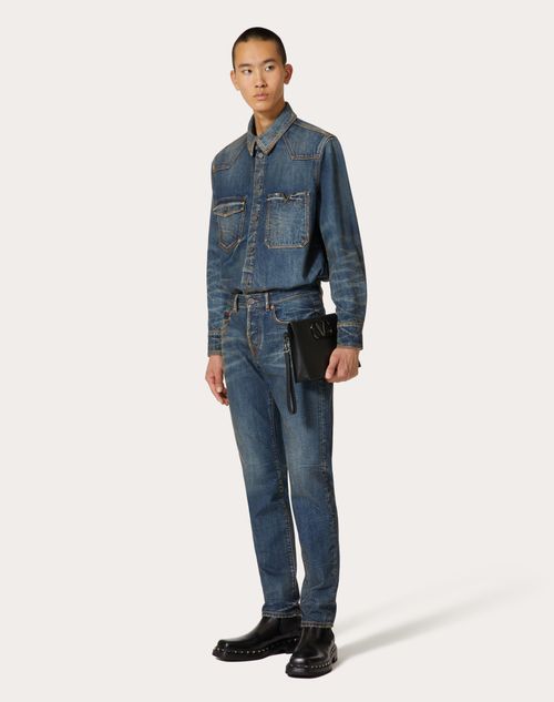 Valentino - Denim Shirt With Metallic V Detail - Denim - Man - Shelf - Mrtw - Pre Ss24 Vdetail+denim Toile Iconographe