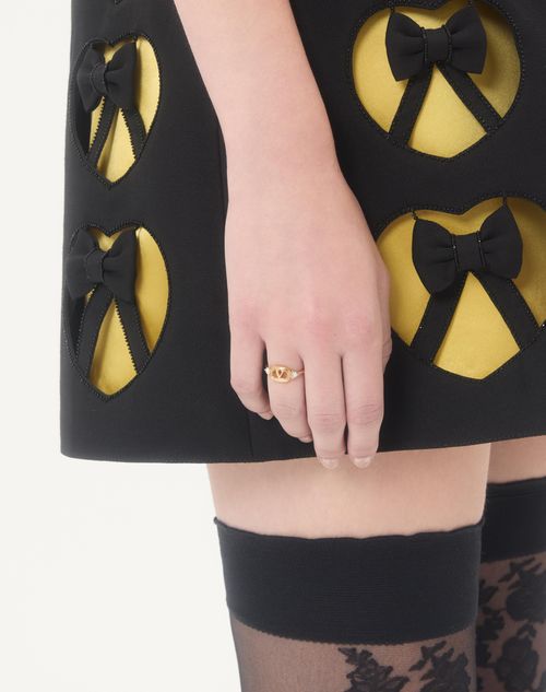 Valentino Garavani - Ovalette Ring In Metal And Swarovski® Crystals - Gold/crystal - Woman - Jewellery