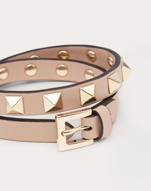 Rockstud Calfskin Double-strap Bracelet for Woman in Poudre |