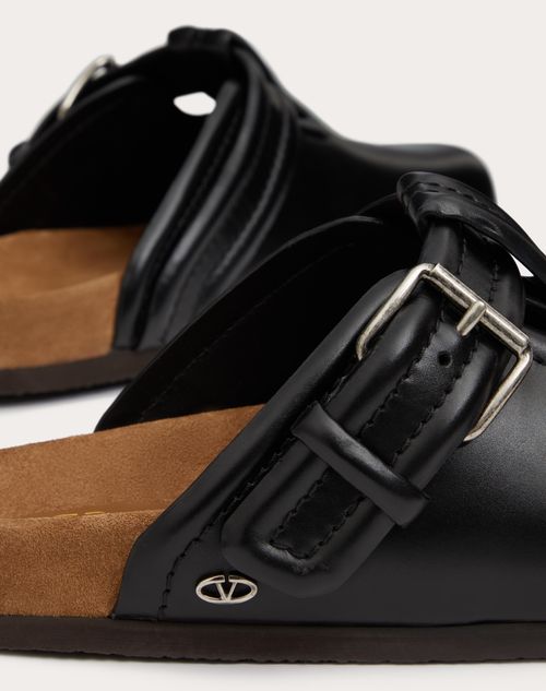 Valentino Garavani - Fussfriend Calfskin Leather Sabot - Black - Man - Man View All