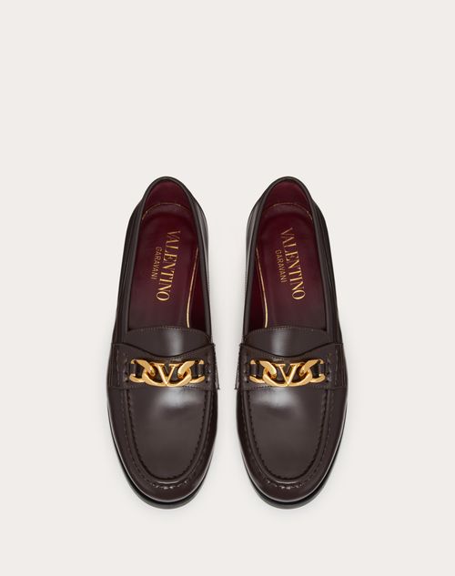 Vlogo Chain Calfskin Loafer for Man in Black | Valentino US