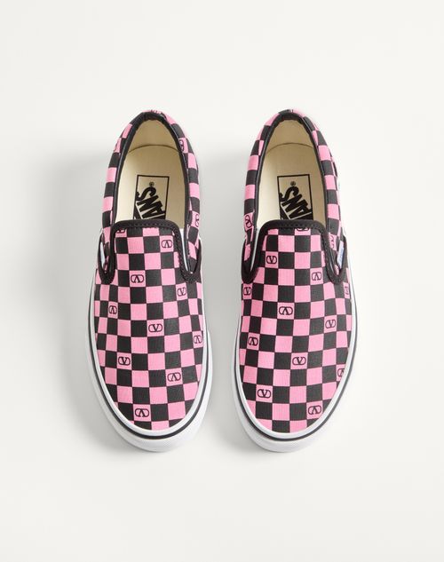 Valentino Garavani - Valentino Garavani And Vans Slip-on Sneaker In Fabric With Vlogo Checkerboard Print - Pink Orchid/black - Woman - Sneakers