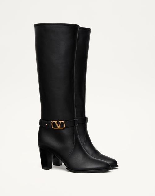 Valentino Garavani - Bota De Cuero De Becerro Con El Vlogo Signature Y Con Tacón De 75 mm - Negro - Mujer - Boots&booties - Shoes