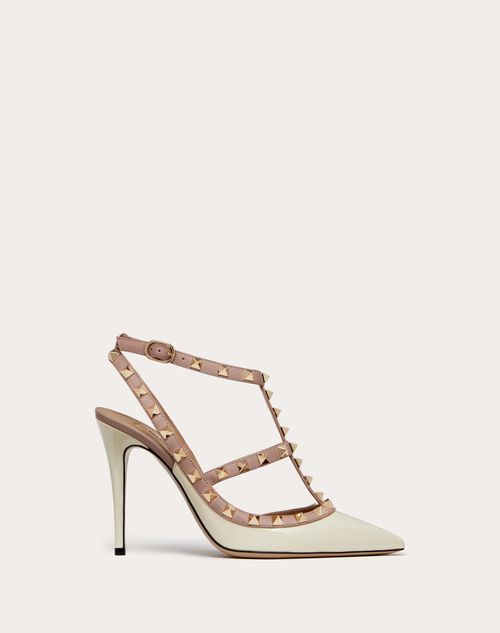 Valentino Garavani - Salones Rockstud De Charol Con Tiras Y Tacón De 100 Mm - Marfil/poudre - Mujer - Salones