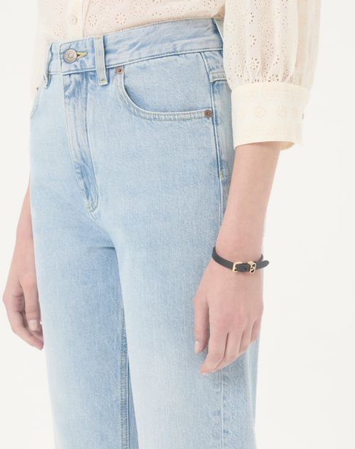 Valentino Garavani - Valentino Garavani Ovalette Bracelet In Leather And Swarovski® Crystals - Black - Woman - Jewellery