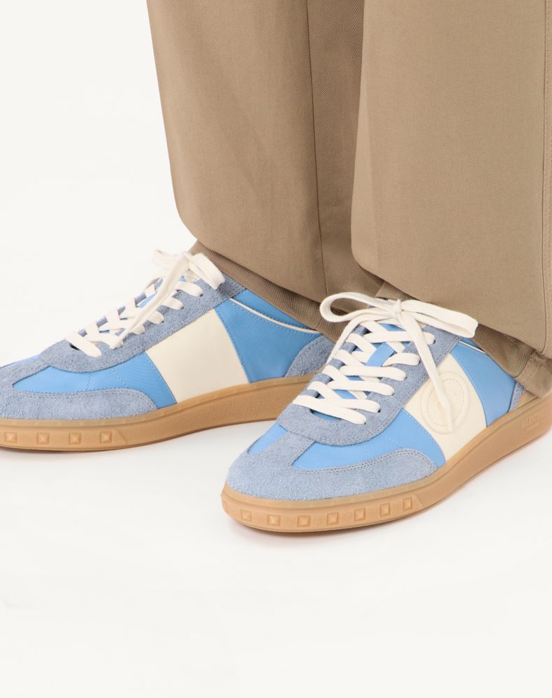 Valentino Garavani Upvillage Low Top Trainer In Crust Leather And Nylon Man Azure/Ivory 46
