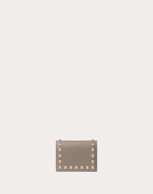 Valentino Garavani - Small Rockstud Calfskin Wallet - Dove Gray - Woman - Wallets And Small Leather Goods