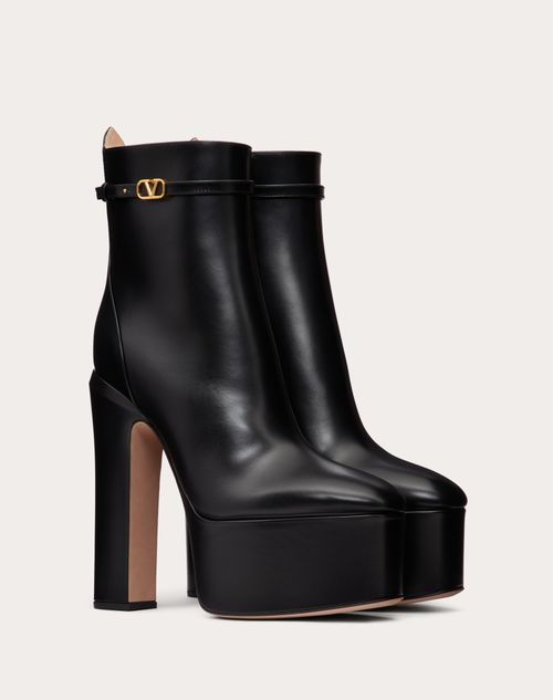 Tan-go Platform Boot In 155mm for Woman in Black | Valentino US