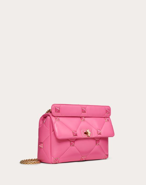 Valentino Garavani - Large Roman Stud The Shoulder Bag In Nappa With Chain And Enameled Studs - Pink - Woman - Bags