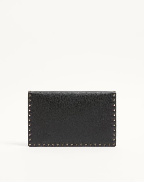 Valentino Garavani - Rockstud Grainy Calfskin Envelope Pouch - Black - Woman - Clutches