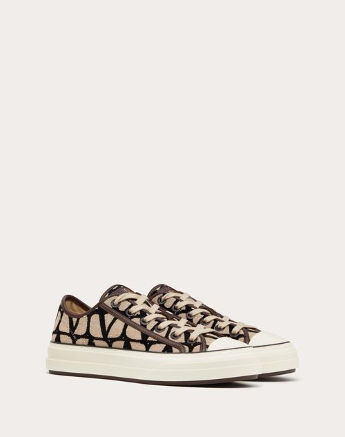 Valentino Garavani - Toile Iconographe Totaloop Low-top Trainer - Beige/black - Woman - Trainers