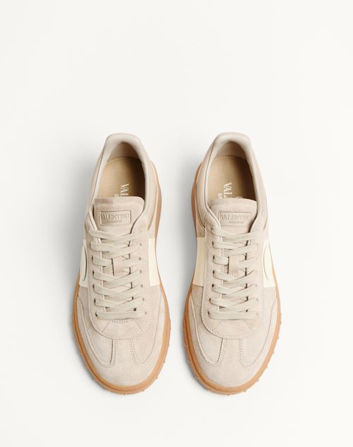  - Beige/ivory