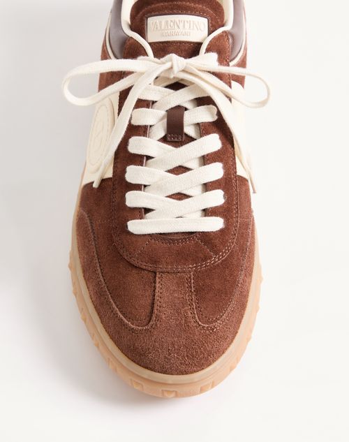 Valentino Garavani - Upvillage Low Top Trainer In Split Leather And Calfskin Nappa Leather - Brown/ivory - Man - Sneakers