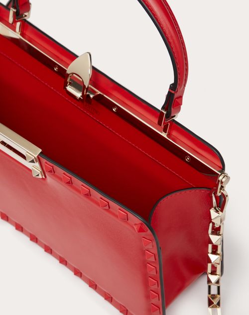 Rockstud Calfskin Handbag for Woman in Rouge Pur