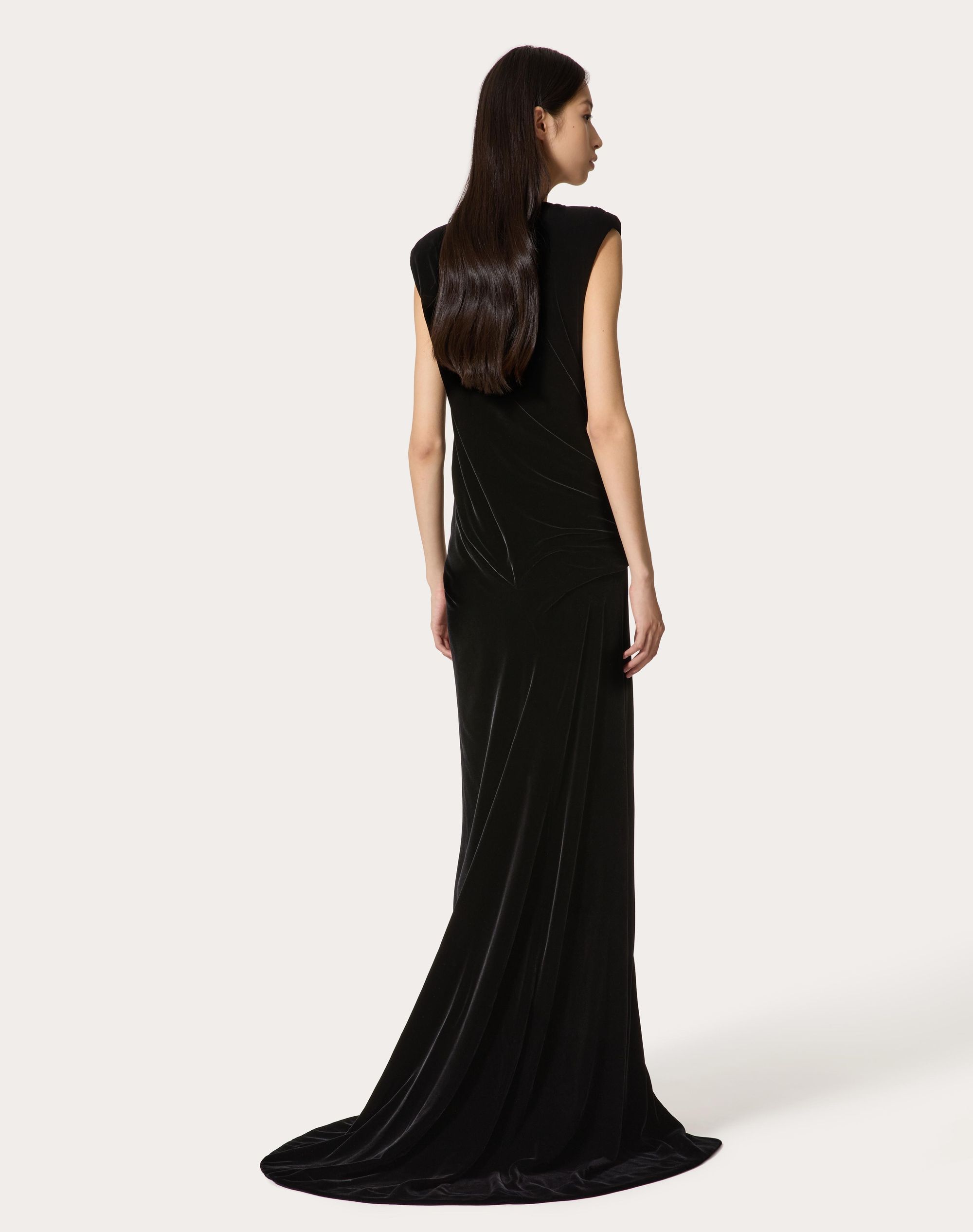 VELVET GOWN ?quality=80&size=35&format=auto