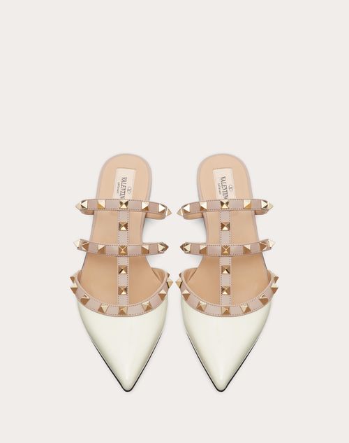 ROCKSTUD PATENT LEATHER MULE