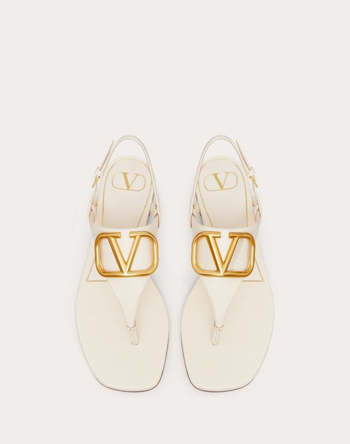Vlogo Signature Flat Thong Sandal In Grainy Calfskin for Woman in Light  Ivory