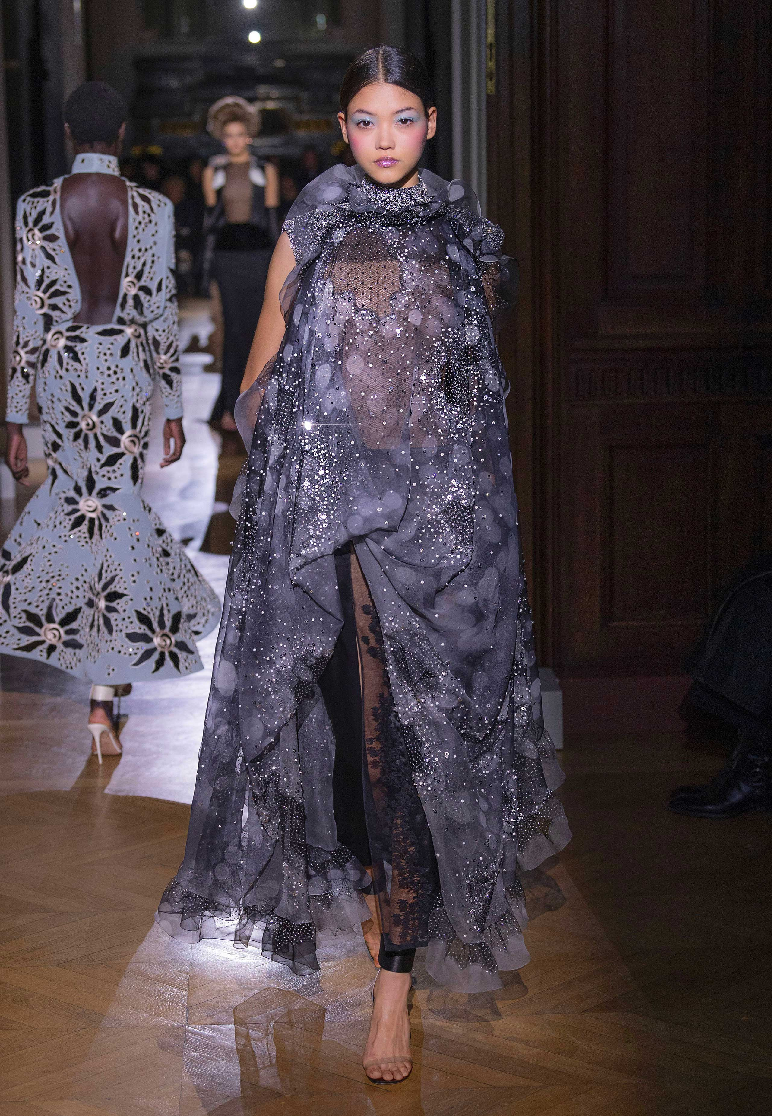 Valentino - Haute Couture Spring/Summer 2020 - Look 37