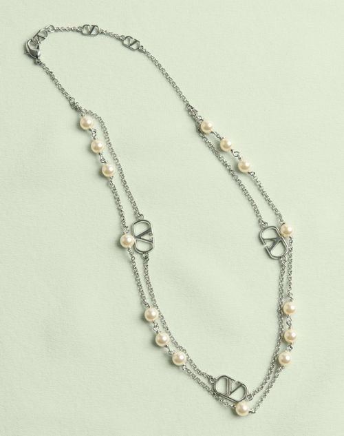 Valentino Garavani - Vlogo Signature Metal Necklace With Swarovski® Pearls - Palladium/cream - Woman - Jewellery