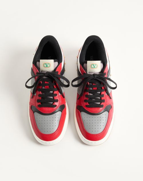 Valentino Garavani - Freedots Two-tone Sneaker In Kidskin And Nappa Calfskin With Studs Detail - Coral/multicolor - Man - Sneakers