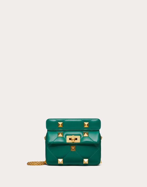 Online Exclusive Small Roman Stud The Shoulder Bag In Nappa With for Woman in Black | Valentino US