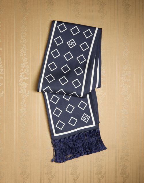  - Blue/ivory