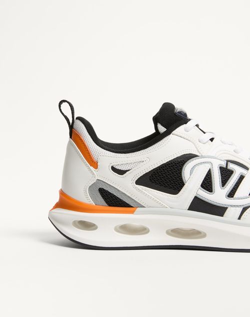  - Multicolor