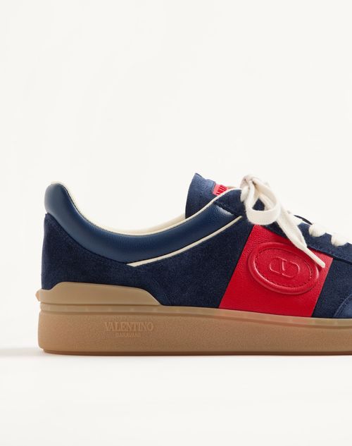 Valentino Garavani - Upvillage Low Top Trainer In Split Leather And Calfskin Nappa Leather - Cobalt/coral - Man - Sneakers