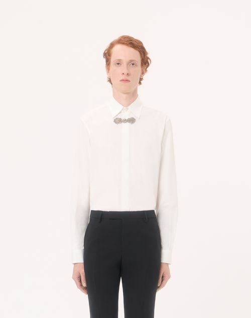 Valentino - Camicia A Maniche Lunghe Valentino In Popeline Di Cotone Con Alamaro Ricamato - Bianco/ Nero - Uomo - Camicie