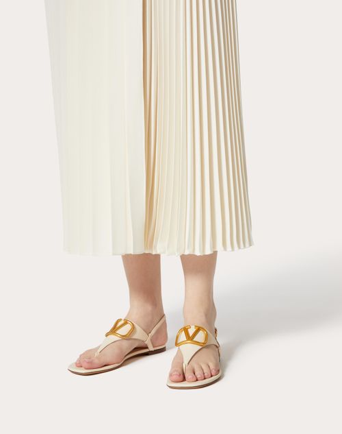 Valentino garavani outlet flat sandals