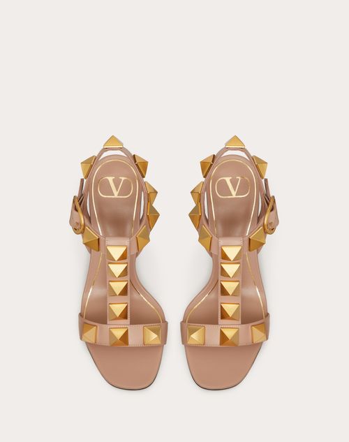 Roman Stud Calfskin Sandal 90 Mm for Woman in Rose Cannelle | Valentino US