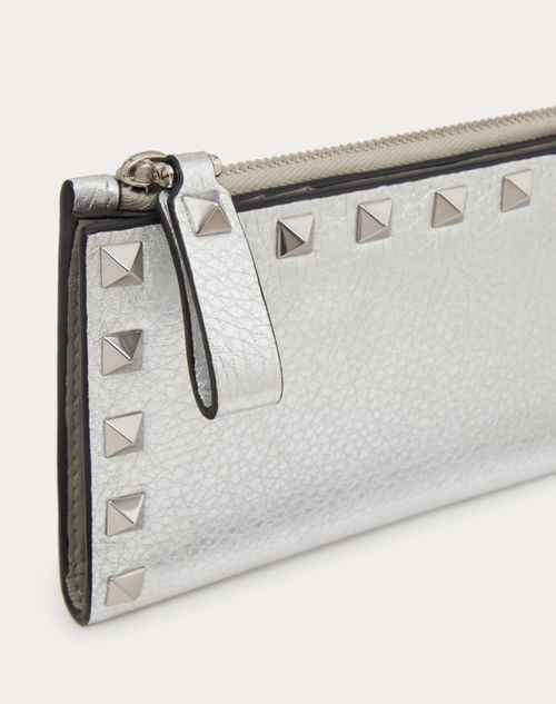 Valentino Garavani - Rockstud Grainy Metallic Calfskin Card Holder With Zipper - Silver - Woman - Small Treats