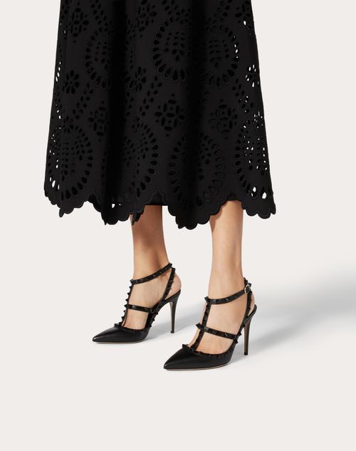 rockstud ankle strap pump with tonal studs 100 mm