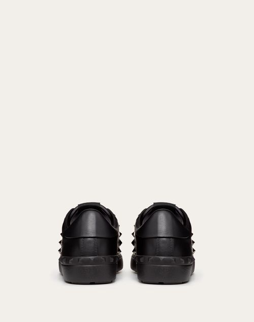 hoe te gebruiken Wegenbouwproces Ten einde raad Rockstud Untitled Sneaker In Calfskin Leather for Man in Black | Valentino  US