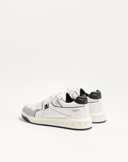 Valentino Garavani - One Stud Low-top Nappa Sneaker - White/ Black - Man - Sneakers