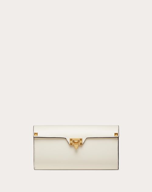 Valentino Garavani - Rockstud Wallet In Grainy Calfskin - Light Ivory - Woman - Woman Bags & Accessories Sale