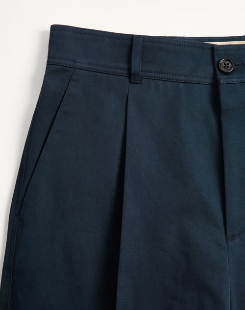 Valentino - Valentino Trousers In Cotton Gabardine With Vlogo Embroidery - Navy - Man - Trousers And Shorts