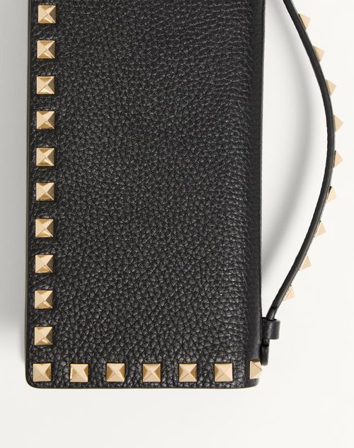 Rockstud Wallet With Chain In Grainy Calfskin for Woman in Rockstud Wallet With Chain In Grainy Calfskin for Woman in